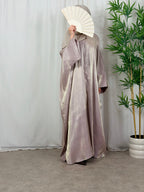 Convertible Farasha Abaya Moonstone Mist met Open Mouwen en Knopen 1-Delig